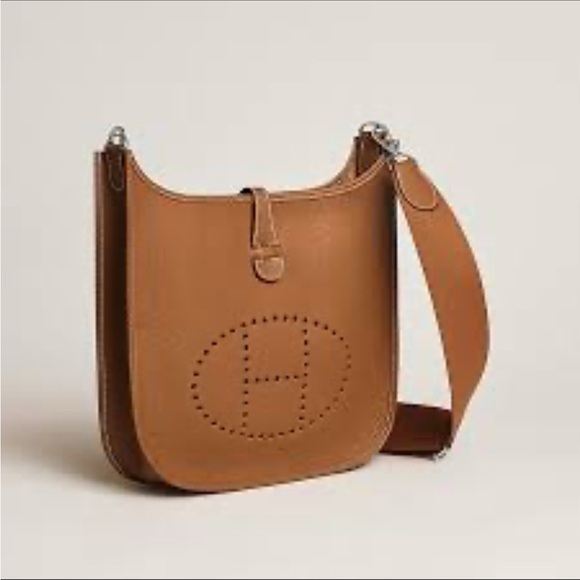 Hermes Handbags - Hermes Evelyne III Genuine Leather Tan Shoulder Bag…
This is NOT TPM Model